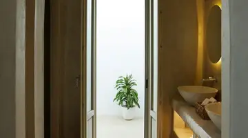 Danae Suites Santorini