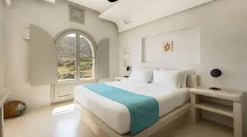 Danae Suites Santorini