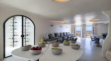 Danae Suites Santorini