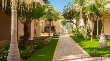 DANAIDES APARTMENTS