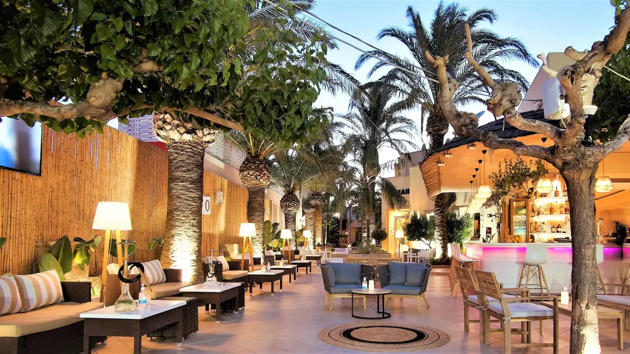 Danaides Apartments