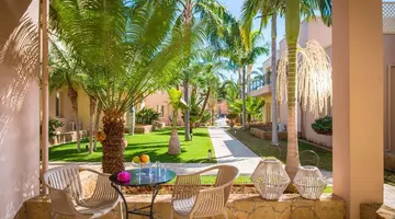 Danaides Apartments