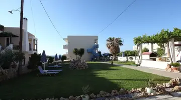 Danaos Beach Apartments