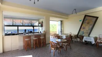 Danaos Beach Apartments