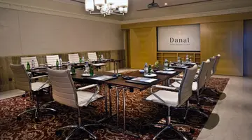 Danat Jebel Dhanna Resort