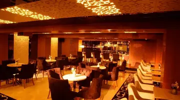 Dark Hill Hotel