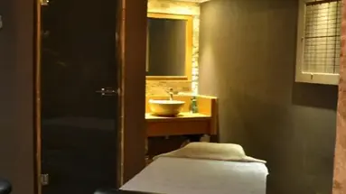 Dark Hill Hotel