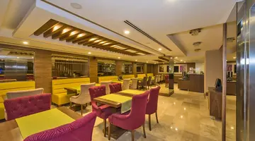 Darkmen Hotel