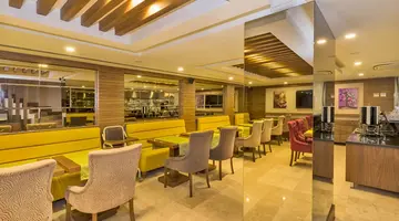 Darkmen Hotel