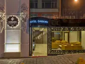 Darkmen Hotel