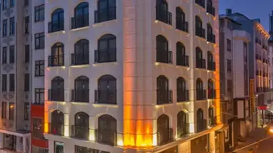 Darkmen Hotel