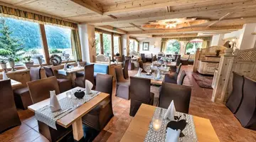 Das Posthaus - Stubai & Smart Hotel