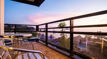 Days Inn by Wyndham Aonang Krabi (ex: Beach Terrace Hotel)