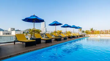 Days Inn By Wyndham Patong Beach