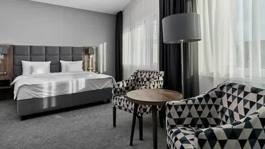 DB Hotel