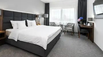 DB Hotel