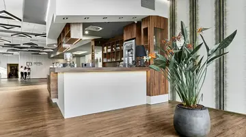 DB Hotel