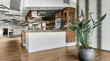 DB Hotel