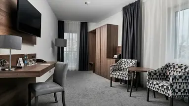 DB Hotel