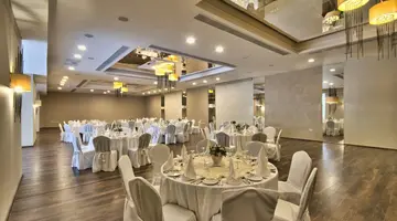 db San Antonio Hotel + Spa