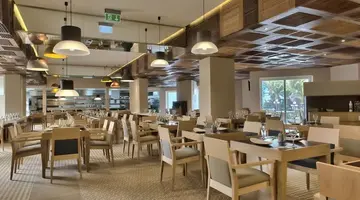 db San Antonio Hotel + Spa