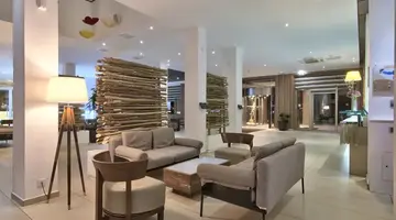 db San Antonio Hotel + Spa