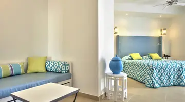 db San Antonio Hotel + Spa