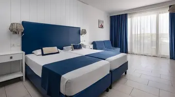 db Seabank Resort and Spa