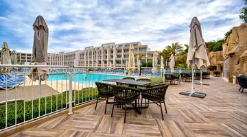 DB Seabank Resort and Spa