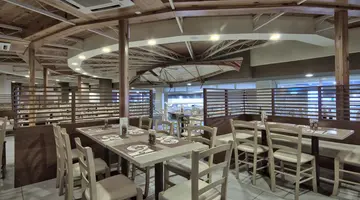 db Seabank Resort + Spa – All Inclusive