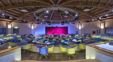 db Seabank Resort + Spa – All Inclusive