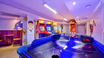db Seabank Resort & Spa