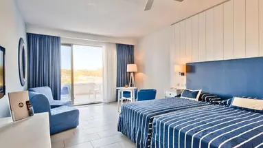 db Seabank Resort & Spa