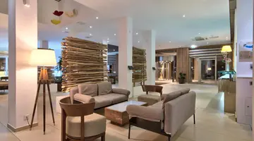 db Seabank Resort & Spa