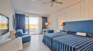 db Seabank Resort + Spa