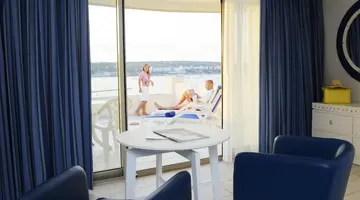 db Seabank Resort & Spa