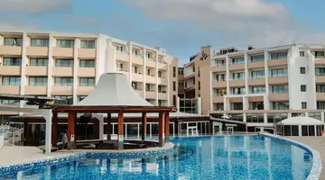 DB Seabank Resort & Spa