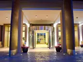 db Seabank Resort & Spa
