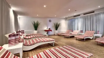 db Seabank Resort & Spa