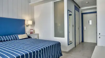db Seabank Resort & Spa