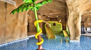db Seabank Resort & Spa