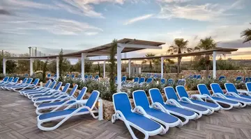 db Seabank Resort + Spa
