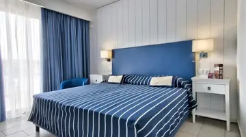 db Seabank Resort & Spa
