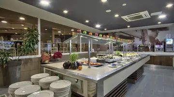 db Seabank Resort + Spa