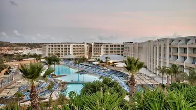 DB Seabank Resort & Spa