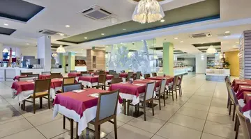 db Seabank Resort + Spa