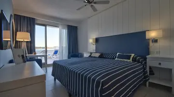 db Seabank Resort + Spa