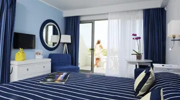 db Seabank Resort & Spa