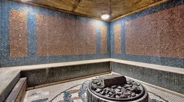 db Seabank Resort + Spa