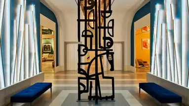 De Bonart Naples, Curio Collection by Hilton